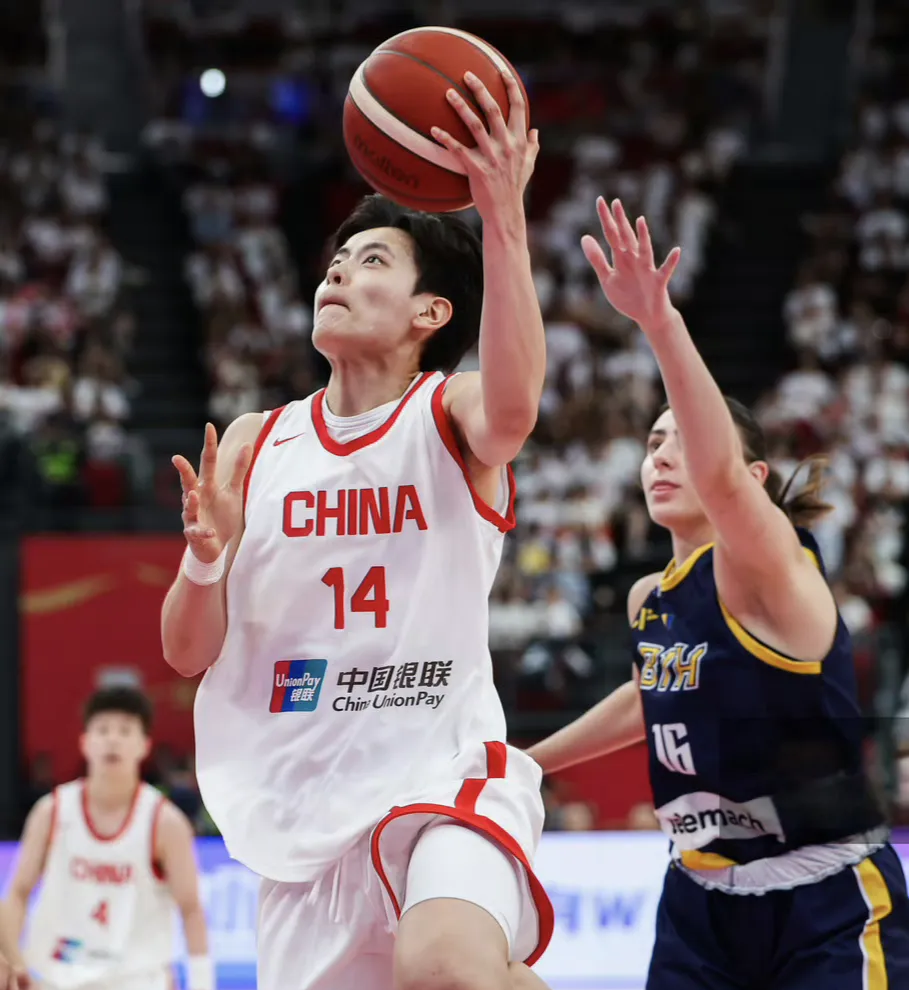 关于迈阿密热火训练开放日,今晚外线爆发引欢呼,全明星赛在即,细节决定成败的信息 关于迈阿密热火训练开放日,今晚外线爆发引欢呼,全明星赛在即,细节决定成败的信息